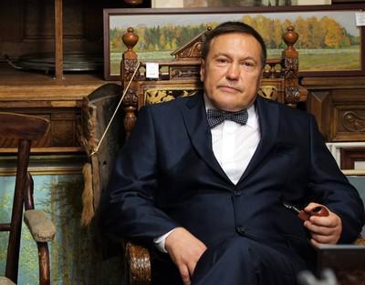 Павел Антов