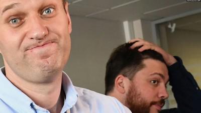 Алексей Навальный (слева) и Леонид Волков