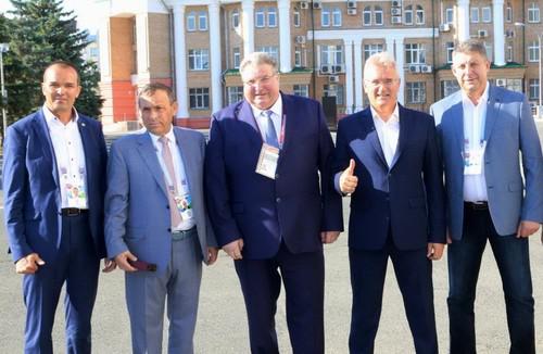 Слева направо: Михаил Игнатьев, Александр Евстифеев, Владимир Волков, Иван Белозерцев и Александр Богомаз