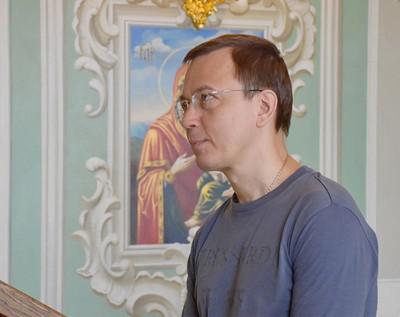 Олег Карчев