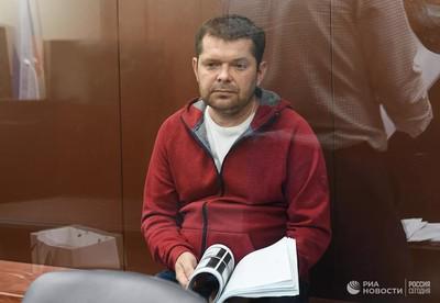Михаил Попов